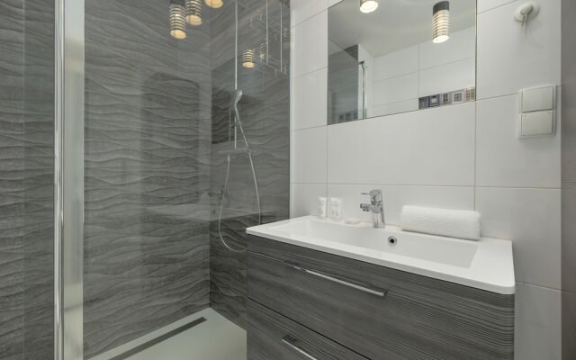 Apartment With Garden by Renters