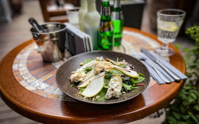 Sofia Dream Apartments - Jazzy Two Bedroom Suite