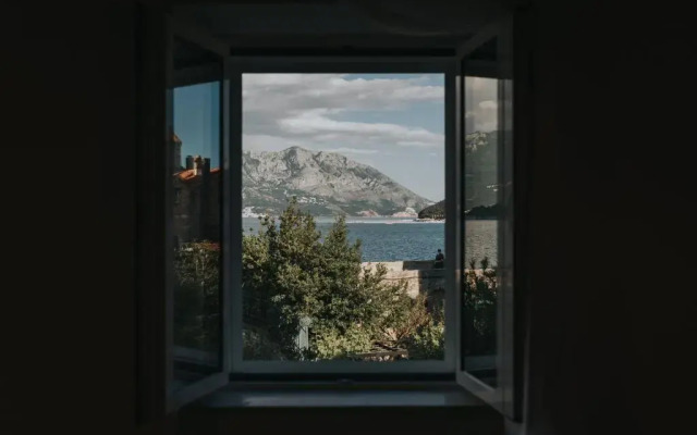 Apartments Trifunovic Old Town
