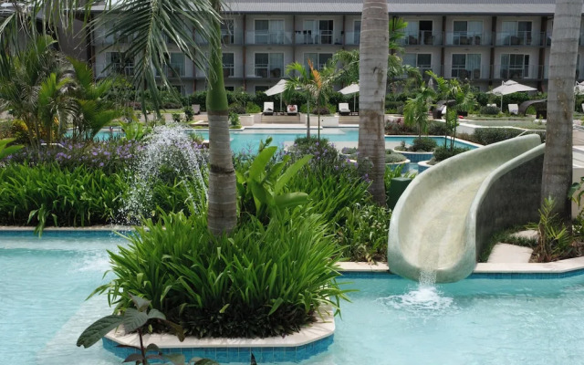 Crowne Plaza Fiji Nadi Bay Resort & Spa by IHG