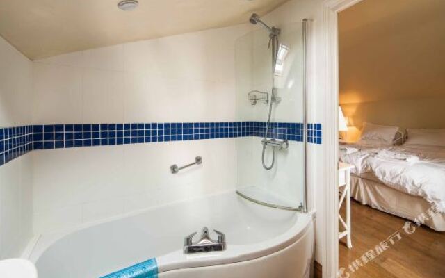 The Elephant's Nest Inn