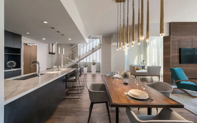 Residences At Mountain Shadows