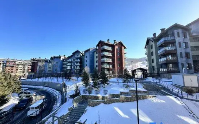 Vanke Songhuahu Xuezu SKI Apartment