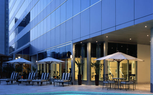 Corniche Hotel Abu Dhabi