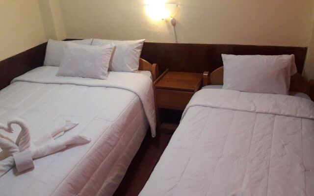 Yuri's Sanbleño II Hostel