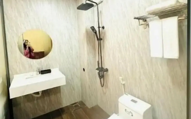 Dream House Hotel