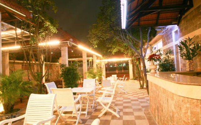 Areca Riverside Hotel