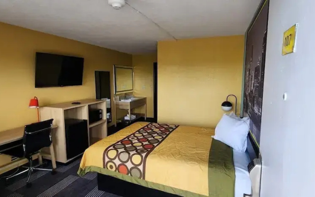 Super 8 by Wyndham Vandalia/Dayton International Airport