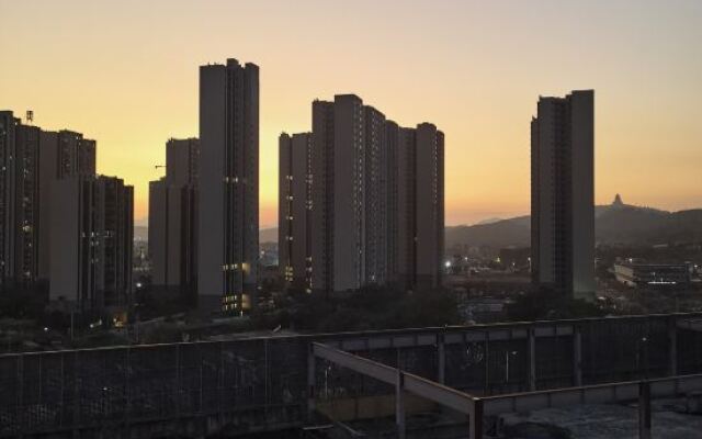Mantu Puerqi International Apartment (Shaoguan Nanhuasi Hongjin Branch)