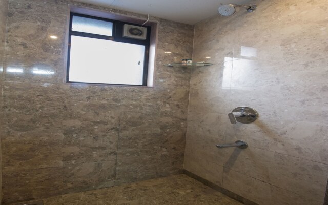 OYO 3716 Hotel Kapil Residency