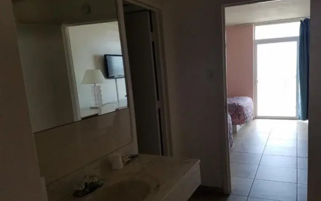 Beach Terrace Motor Inn