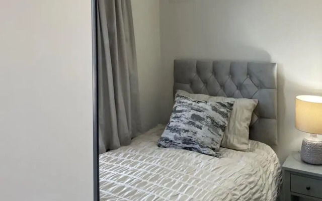 The Dooley, 3-beds, Sleeps 6, Pet Friendly