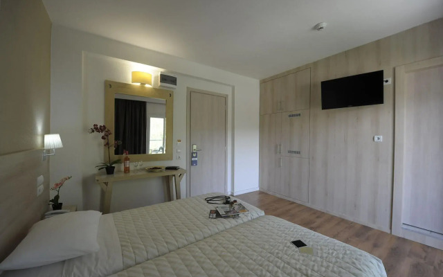 Evia Riviera Resort