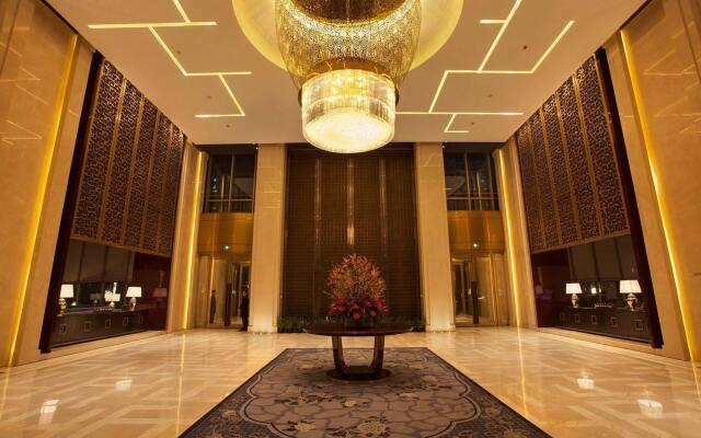 Palace Garden Hotel