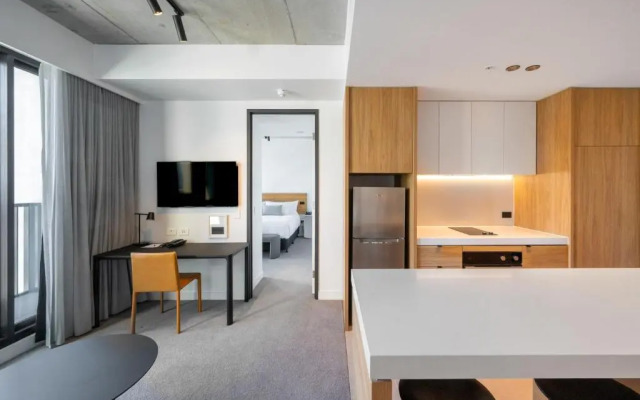 Nesuto Docklands Apartment Hotel