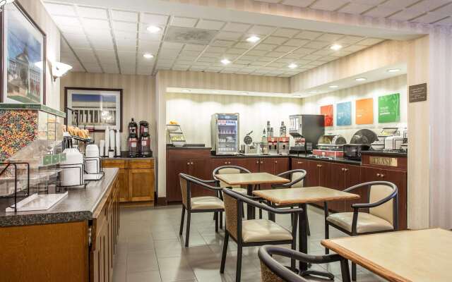 Comfort Inn & Suites Ft. Jackson Maingate