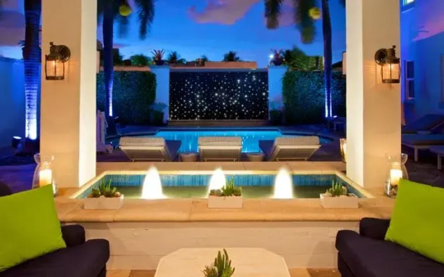 Blue Moon Hotel, Autograph Collection
