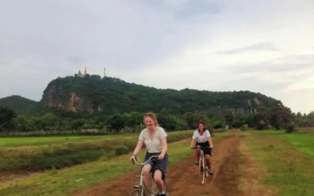 Family Batcave Homestay - Hostel