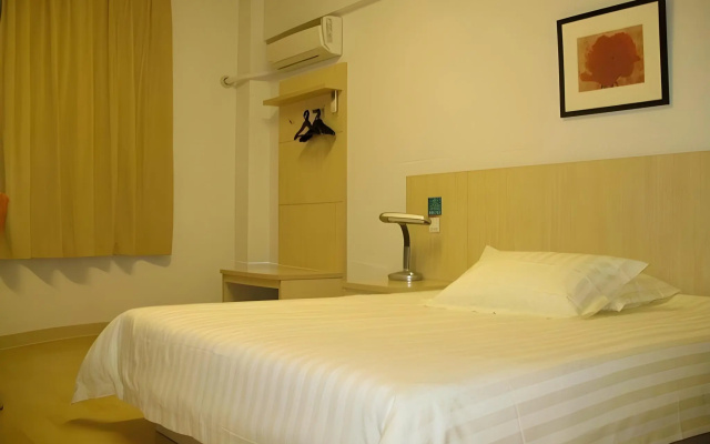 Jinjiang Inn Shanghai Changzhong Road Branch – Guest Rooms – Shanghai