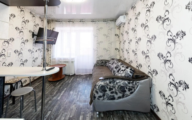 How are you at Home on Novaya 4 Street