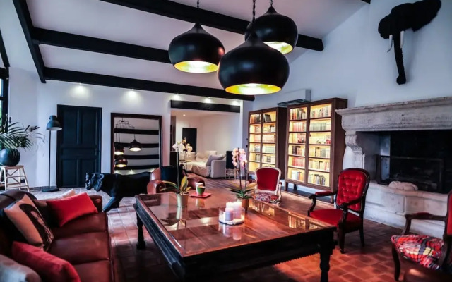 Charming Mas Provencal With Swimming Pool