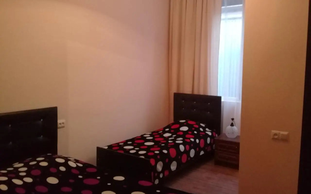 Hostel House 293