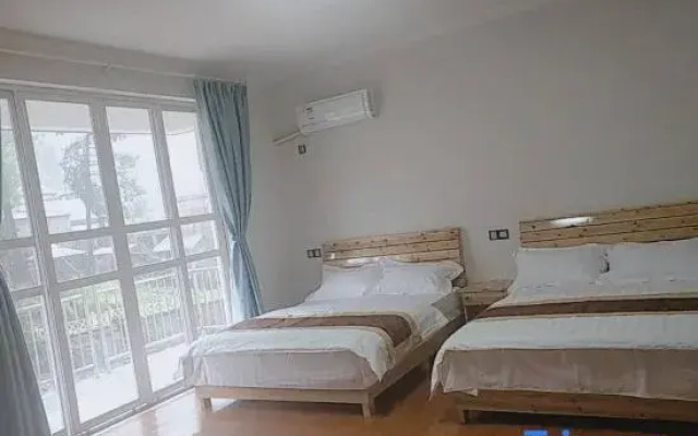 Luxian Huaxi Mountain Villa