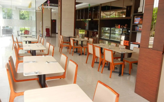C'haya Hotel