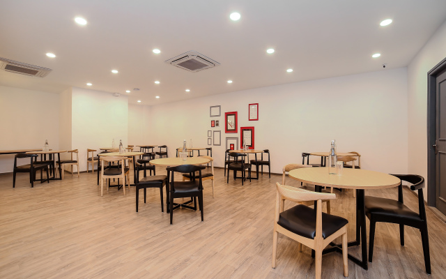 OYO Townhouse 067 Chattarpur