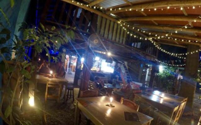 Hostal Moai