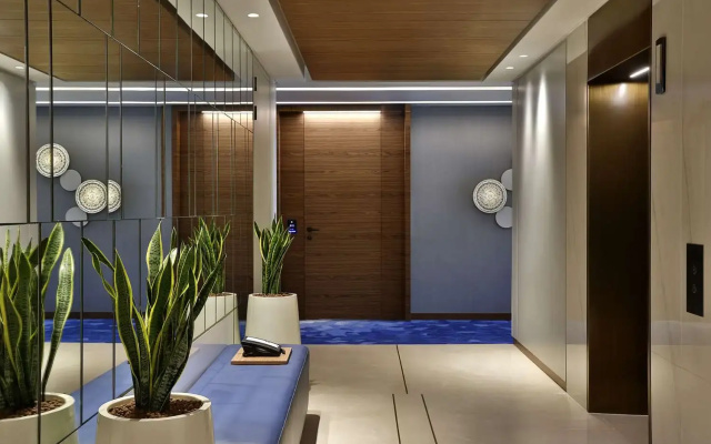 Tumbi  Dubai The Palm, Tapestry Collection by Hilton