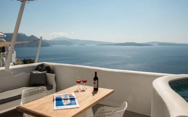 La Perla Villas - Adults Only
