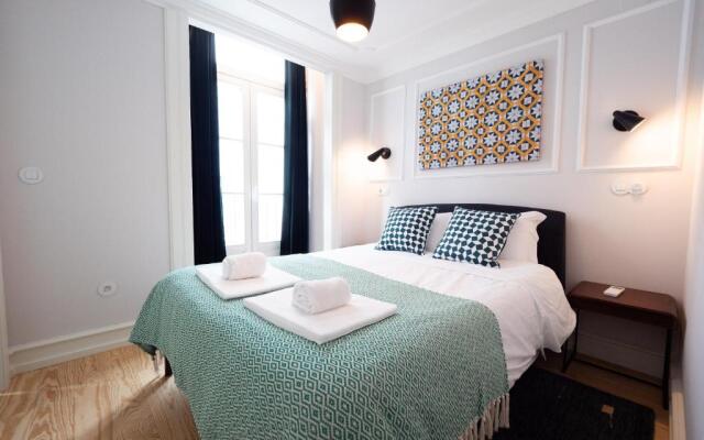 Augusta 229-5E-City Center Apt- Balcony & Elevator