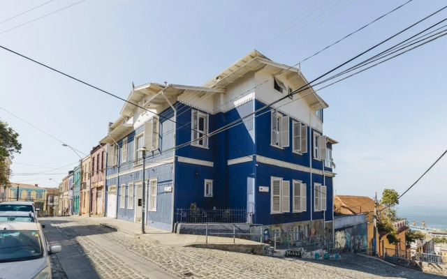 Casablu Hotel