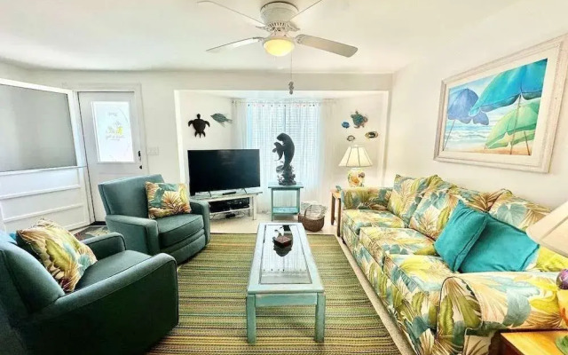 Beach N Bay 2 Bedroom Villa by RedAwning