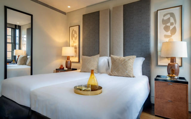 Grosvenor House Suites