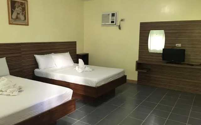 Villa Lourdes Resort