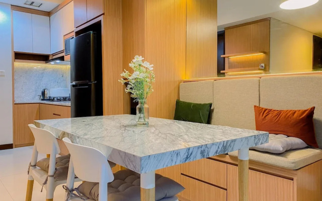Comfort And Nice 2Br Apartment At Casa Grande Residence