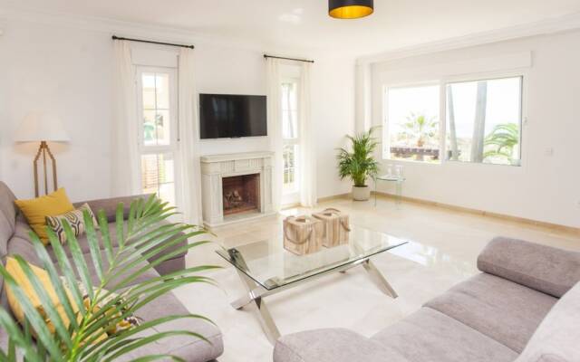 Sand Dunes Waterfront Penthouse