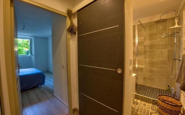 Beau T2 dans Résidence avec Piscine proche mer + PK