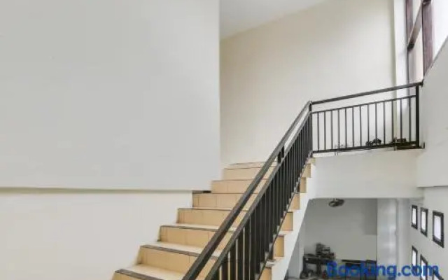 SPOT ON 91770 441 Pemuda Homestay