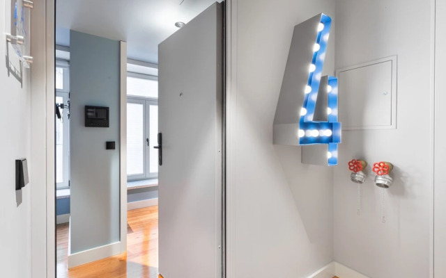 ALTIDO Smart Self Check-In 2-BR Apartment in Porto