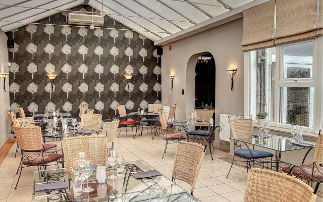 Best Western Plus Centurion Hotel
