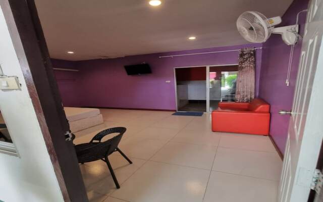 OYO 75487 Prang Thip 306 Resort