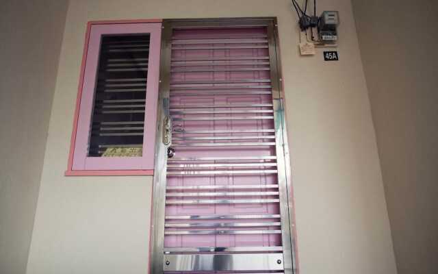 Holidayhome 45A Taman Desa Pangkor