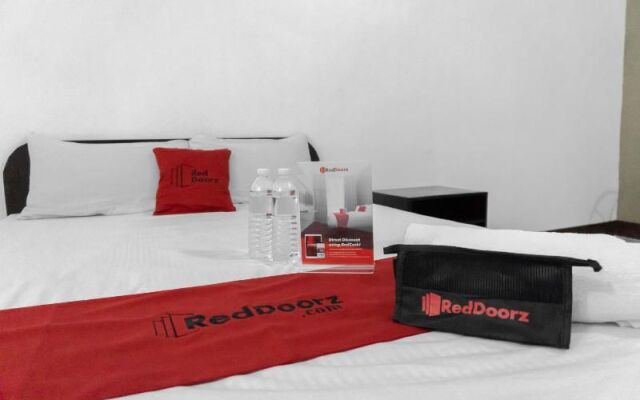 RedDoorz near SM Muntinlupa