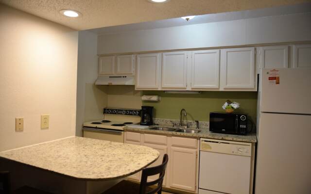 Hawthorn Suites by Wyndham Dallas Love Field Airport