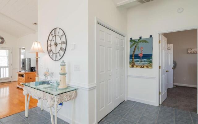 Sea Glass by Oak Island Accommodations