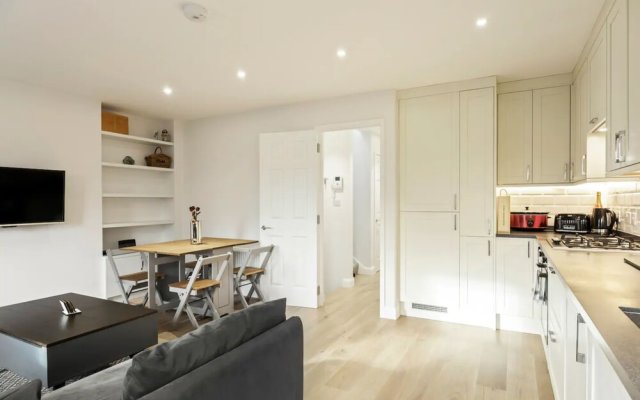Modern And bright 1 Bedroom Apartment in Ealing