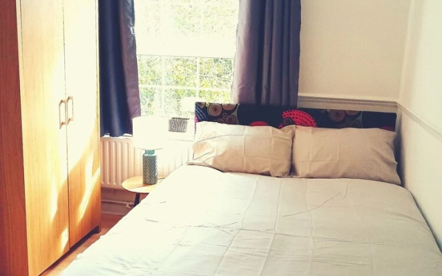 Greenwich - 1930s Retro Flat - 3 Bedrooms